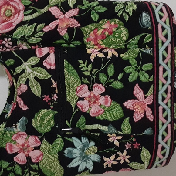 Vera Bradley Handbags - Vera Bradley Shoulder Bag